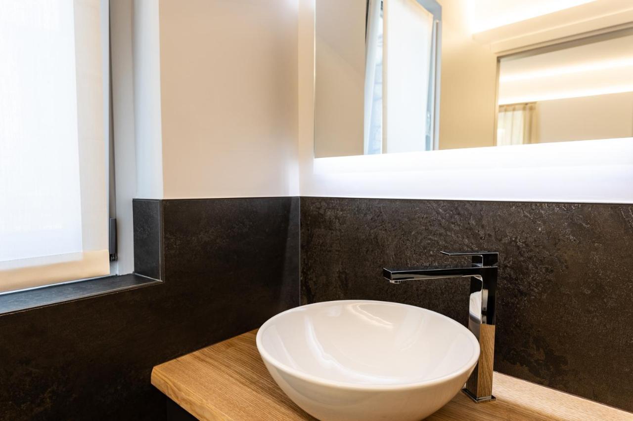 Agriturismo Il Medeghino Musso Bagian luar foto