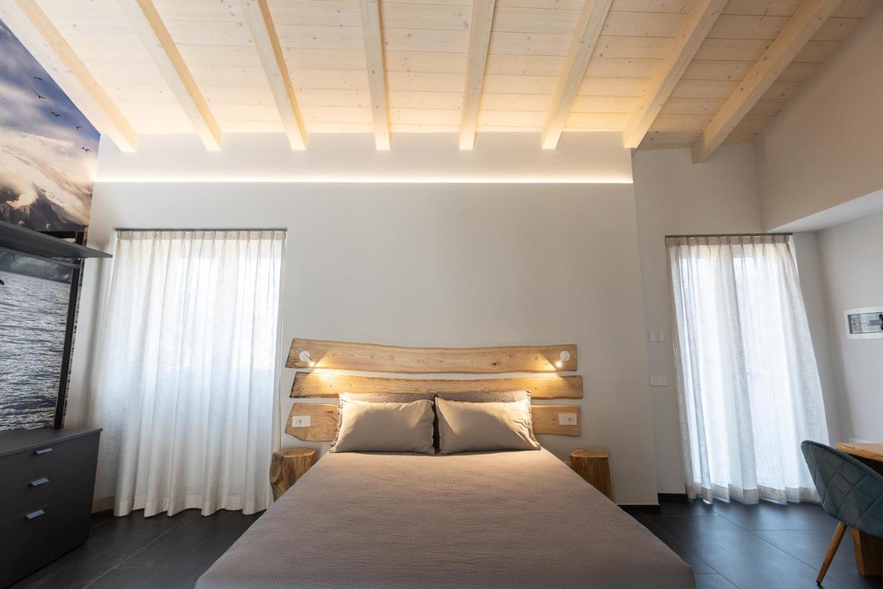 Agriturismo Il Medeghino Musso Bagian luar foto