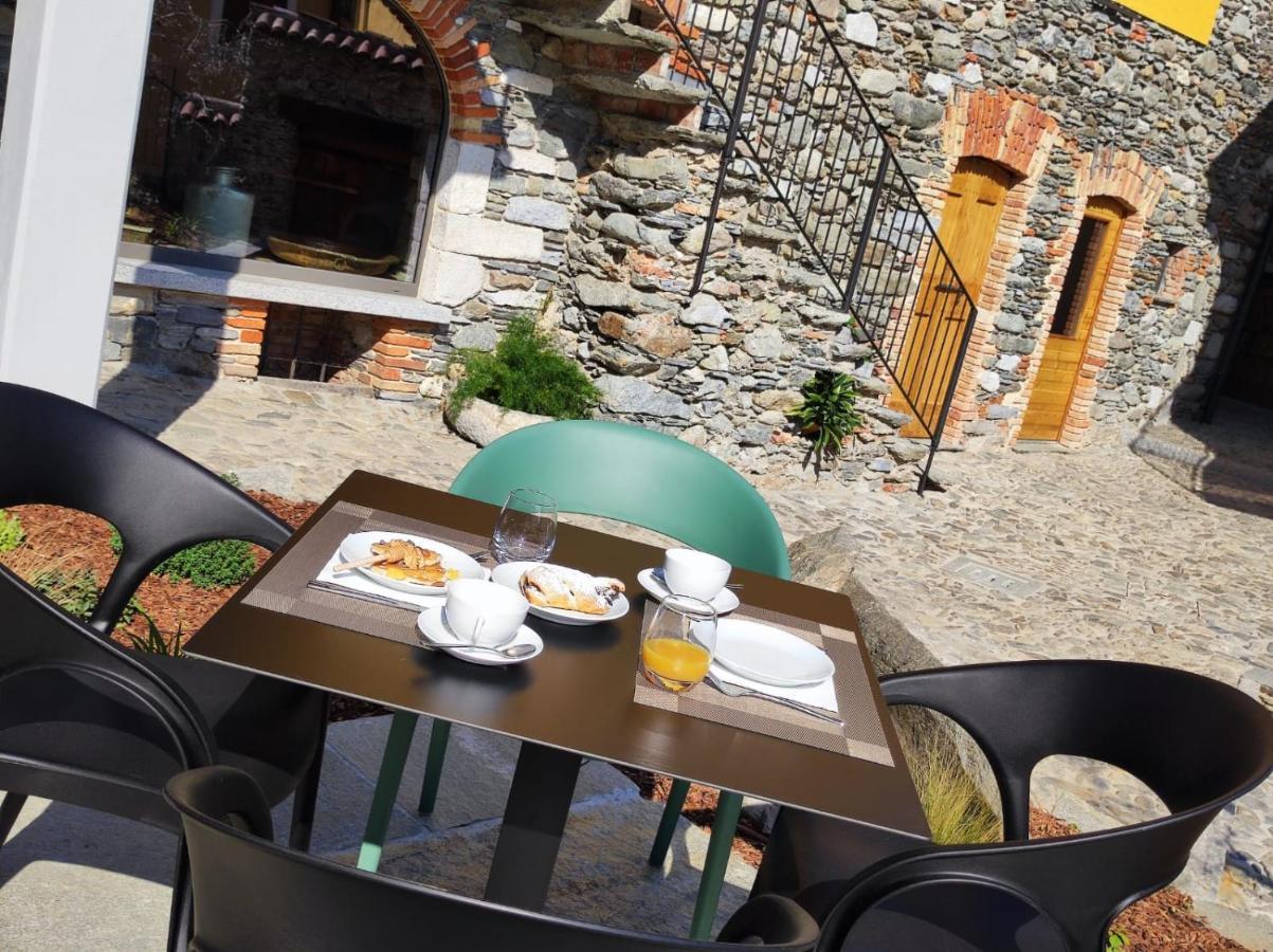 Agriturismo Il Medeghino Musso Bagian luar foto