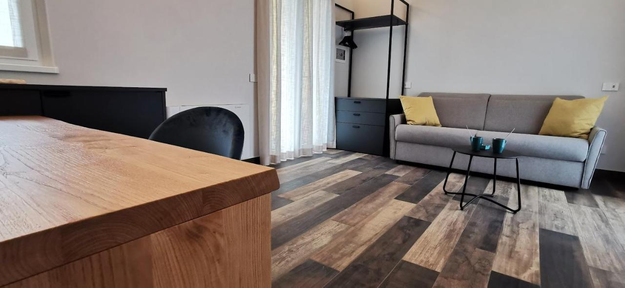 Agriturismo Il Medeghino Musso Bagian luar foto
