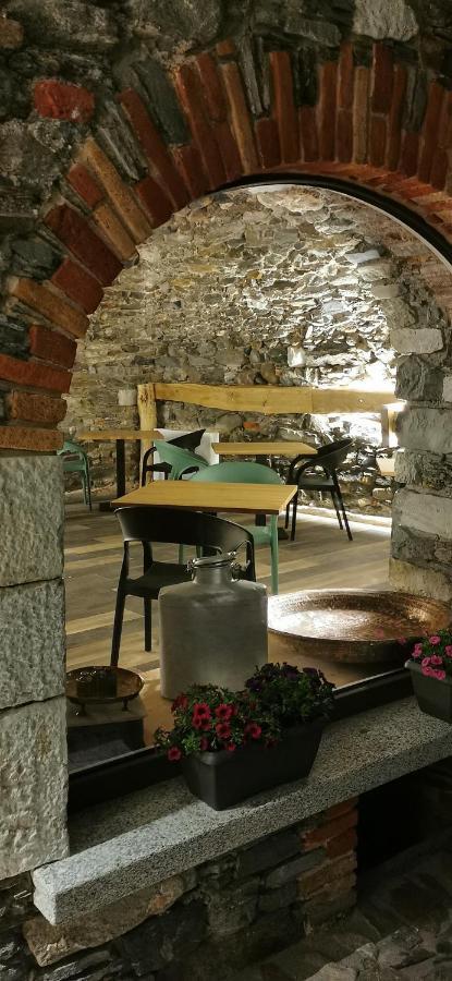 Agriturismo Il Medeghino Musso Bagian luar foto