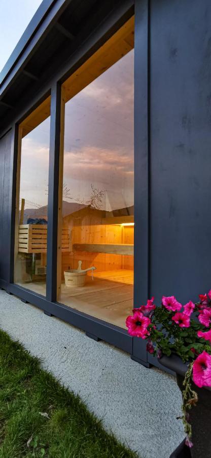 Agriturismo Il Medeghino Musso Bagian luar foto